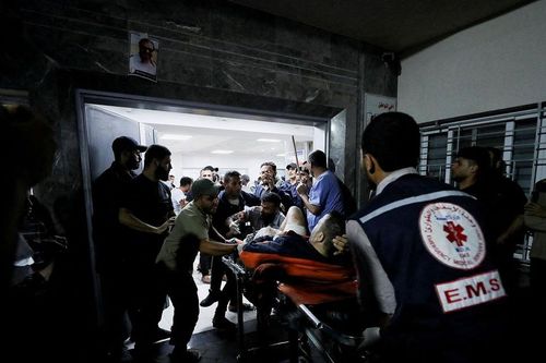 Nổ lớn tại bệnh viện ở Dải Gaza, hơn 200 người thiệt mạng