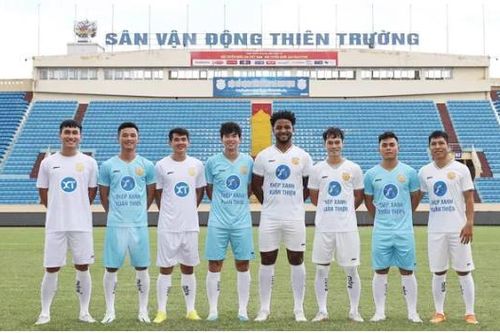 Nhận đầu tư khủng, Nam Định FC công khai tham vọng ở V-League 2023/24