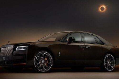 Cận cảnh xe siêu sang Rolls-Royce Black Badge Ghost Ekleipsis Private Collection vừa ra mắt