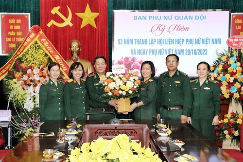 Thiếu tướng Văn Ngọc Quế thăm, chúc mừng các cơ quan nhân Ngày thành lập Hội Liên hiệp Phụ nữ Việt Nam và Ngày Phụ nữ Việt Nam