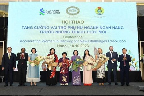 Tăng cường vai trò phụ nữ ngành Ngân hàng trước những thách thức mới