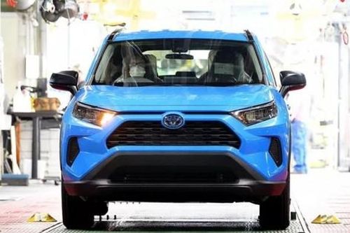 Toyota tạm dừng hoạt động 6 nhà máy bởi vụ nổ hy hữu