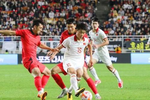 Truyền thông Indonesia: 'ĐT Việt Nam đã vỡ mộng khi vươn tầm châu lục'