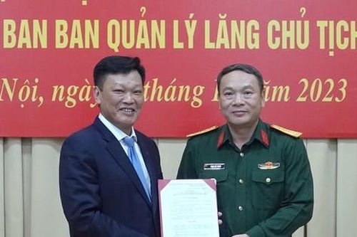 Thủ tướng bổ nhiệm chức vụ mới đối với Tư lệnh Phạm Hải Trung