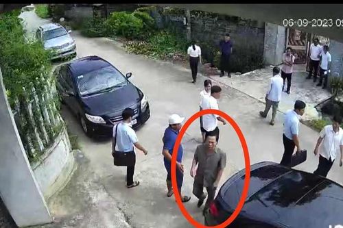 Khi phó giám đốc sở xưng 'mày, tao' với dân
