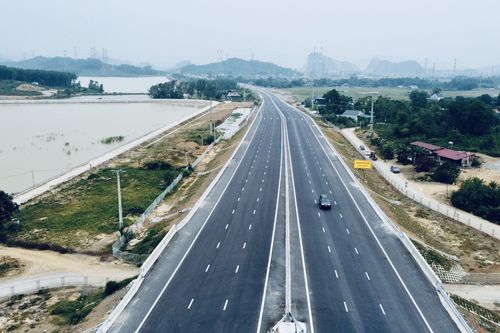 Khánh thành hai tuyến cao tốc qua Thanh Hóa và Nghệ An