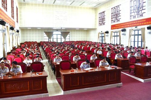 Vùng 5 Hải quân tập huấn bồi dưỡng kiến thức dân tộc năm 2023