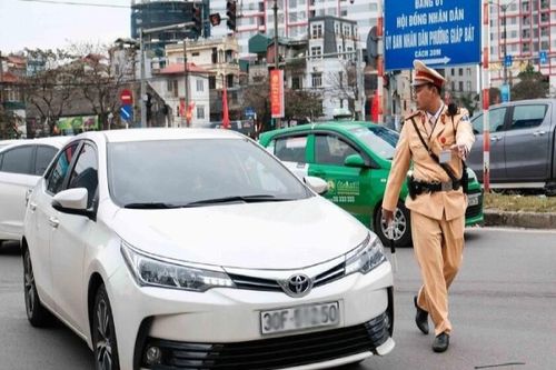 Tổng hợp 20 lỗi vi phạm giao thông và mức xử phạt mà lái ô tô cần phải biết