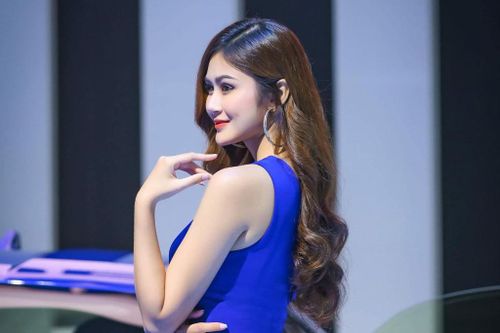 Ngắm vẻ đẹp 'gây mê' của hot girl Sài Thành