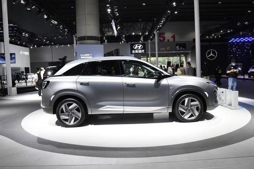SUV Hyundai sử dụng pin nhiên liệu hydro, giá hơn 2,6 tỷ đồng