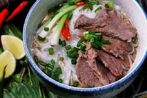 Bún phở dễ ăn nhưng lúc ốm 'cấm tiệt', vì sao?