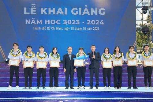 Trường Đại học Công nghiệp TP. Hồ Chí Minh khai giảng năm học 2023-2024