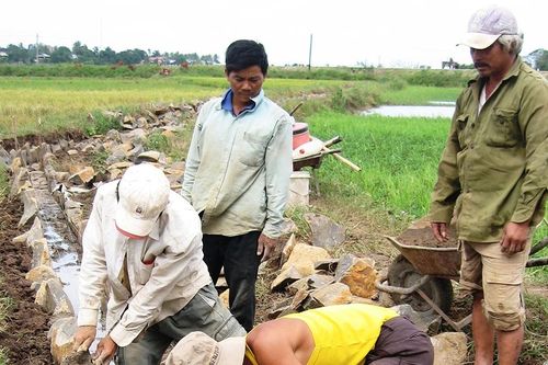 Hơn 1.061,8 tỷ đồng thực hiện các chương trình MTQG, KCH hạ tầng giao thông và kênh mương năm 2024