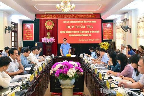 Các ban HĐND tỉnh họp thẩm tra dự thảo nghị quyết