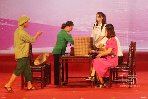 Hội thi 'Văn hóa ứng xử trong gia đình'