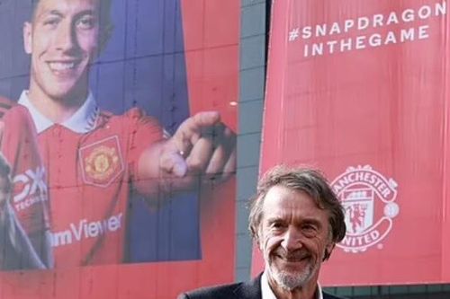 Jim Ratcliffe có thể 'đại tu' Man United khi là cổ đông thiểu số?