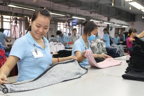 Tăng trưởng dự báo trên 5%, nền kinh tế vẫn là điểm sáng