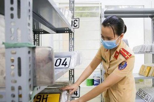 Những phương tiện giao thông đường bộ được miễn lệ phí đăng ký, cấp biển