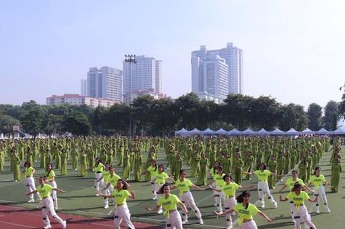 'Ngày hội tinh hoa văn hóa Hoàng Mai - Vũ điệu nghìn bước'