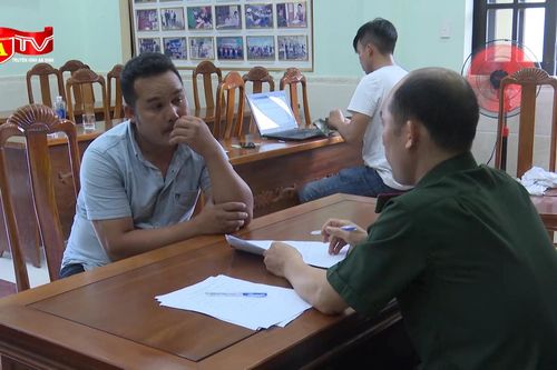 Vận chuyển trái phép gần 500 triệu đồng tiền Việt Nam và 40 triệu kíp Lào qua biên giới