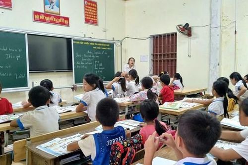 Vì sao giáo viên biệt phái bị yêu cầu trả lại tiền đã nhận?