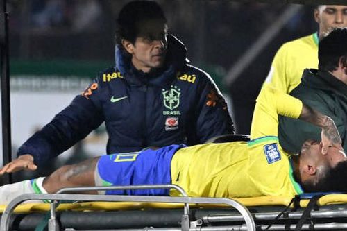 Neymar đứt dây chằng đầu gối, phải nghỉ thi đấu ít nhất 8 tháng, giải Ả rập mất đi một sao 'bự'