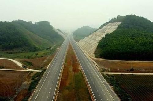 Khẩn trương hoàn trả, phục hồi môi trường sau khi xây xong cao tốc qua Bình Thuận