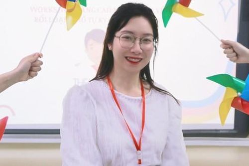 Nữ sinh Thái Bình say mê Nghiên cứu Khoa học, hết mình với các hoạt động xã hội