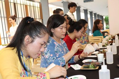 Nhiều hoạt động chăm lo nữ công nhân lao động