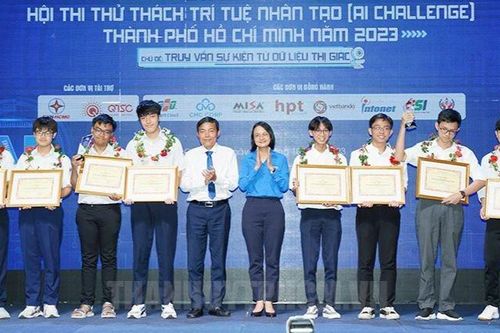 Trao giải hội thi Thử thách trí tuệ nhân tạo TPHCM năm 2023