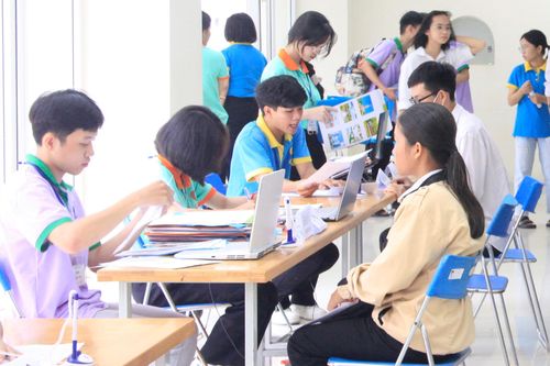 Mái nhà chung của sinh viên nghèo