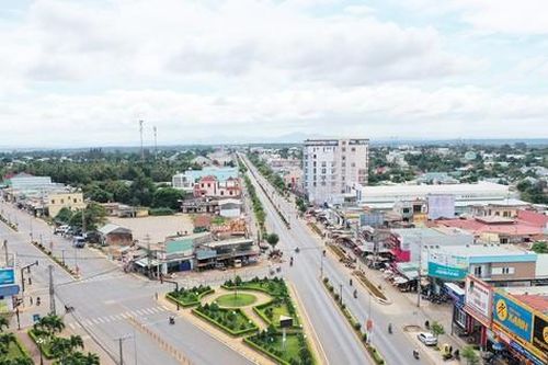 Cả huyện bị cắt nước do công ty cấp nước 'không biết' tiền dân đóng đi đâu