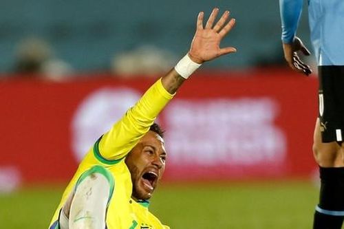 Neymar nghỉ thi đấu 6 tháng, sớm kết thúc mùa giải