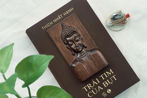 Cuốn sách 'Trái tim của Bụt' mừng ngày Tiếp nối Thiền sư Thích Nhất Hạnh