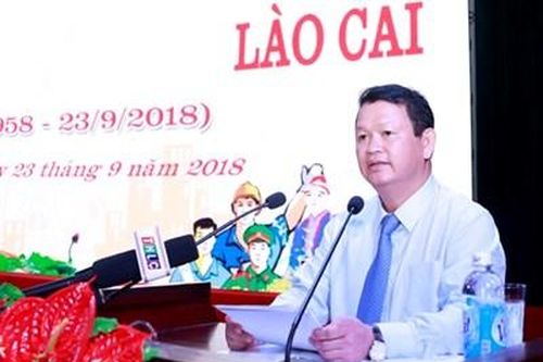 Cựu Bí thư Tỉnh ủy Lào Cai nhận quà Tết 5 tỉ đồng tiền cảm ơn