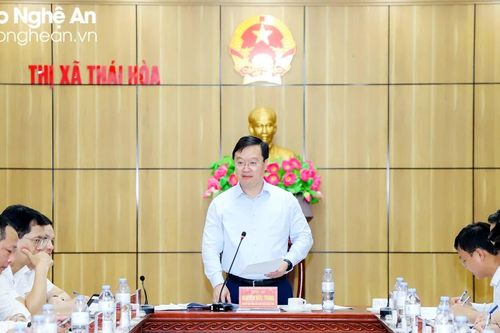 Chủ tịch UBND tỉnh: Thị xã Thái Hòa phải vượt qua được áp lực để đạt các mục tiêu phát triển