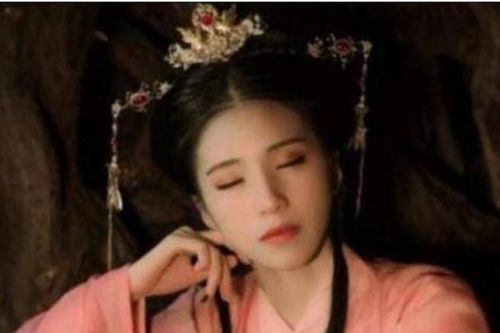 Thời cổ đại có yêu cầu về tư thế ngủ của cung nữ khắt khe đến mức nào?