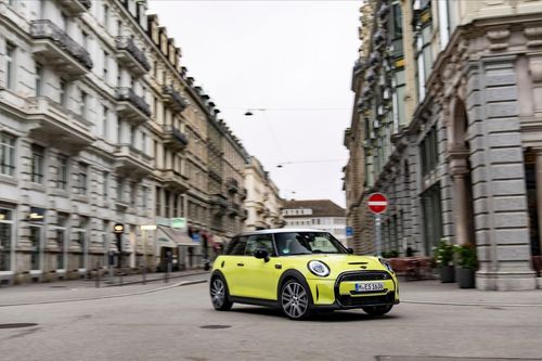 Cơ hội sở hữu xe MINI với ưu đãi lên đến 50% phí trước bạ