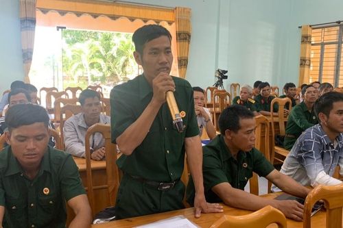 Huyện ủy Kông Chro tiếp xúc, đối thoại với cựu chiến binh