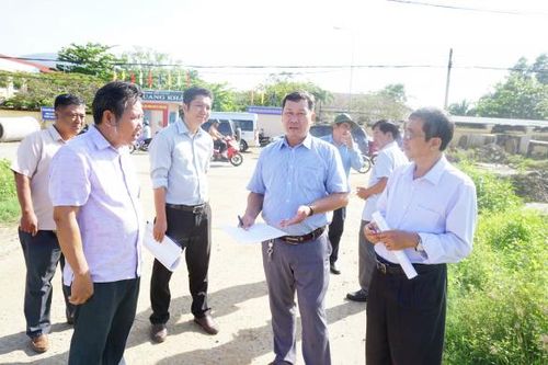 Đoàn giám sát của HĐND tỉnh Khánh Hòa: Khảo sát một số công trình, dự án tại Diên Khánh và Cam Lâm