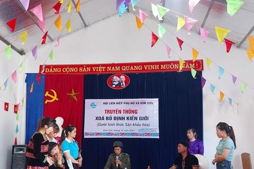 Hội Phụ nữ xã Kim Sơn tổ chức truyền thông xóa bỏ định kiến giới