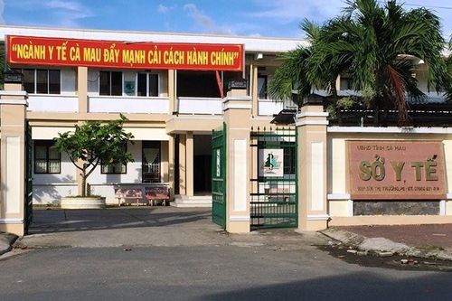 Vì sao cựu Giám đốc Sở Y tế Cà Mau bị bãi nhiệm Ủy viên UBND tỉnh?