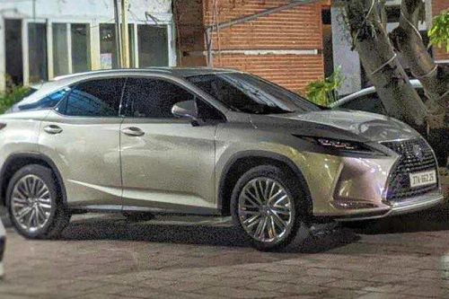 Xác minh thông tin xe Lexus bị kê biên ở Nghệ An vẫn tung tăng trên phố