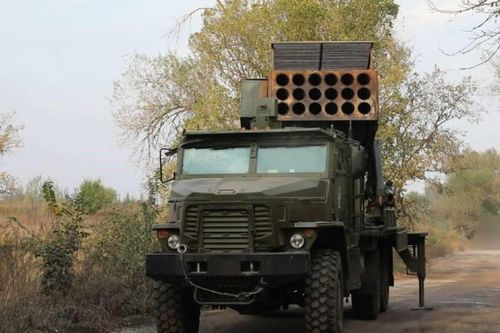 Bộ Quốc phòng Nga nói về ưu thế của tổ hợp phun lửa hạng nặng TOS-2 Tosochka