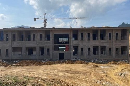 Lào Cai: Bệnh viện Đa khoa huyện Bắc Hà 200 tỷ đồng, đang thi công đã sụt nền, nứt nẻ