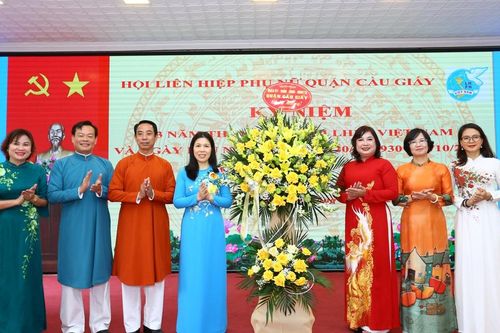 Cầu Giấy đẩy mạnh tuyên truyền chung tay xử lý rác thải nhựa