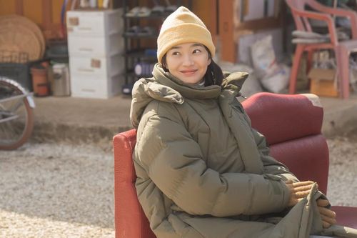 Mỹ nhân 'không tuổi' Shin Min Ah tái xuất với phim Hàn mới