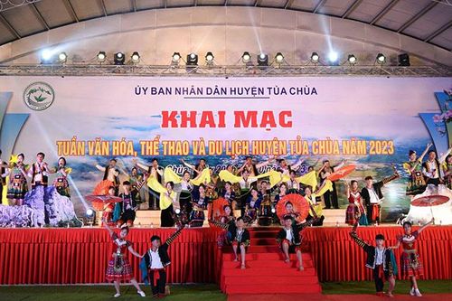 Nhiều hoạt động văn hóa đặc sắc tại Tuần Văn hóa, Thể thao và Du lịch Tủa Chùa