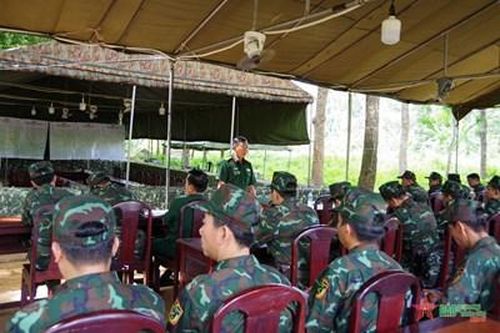 Sư đoàn 8 (Quân khu 9) hoàn thành diễn tập Chỉ huy - cơ quan 1 bên, 2 cấp trên bản đồ và thực địa