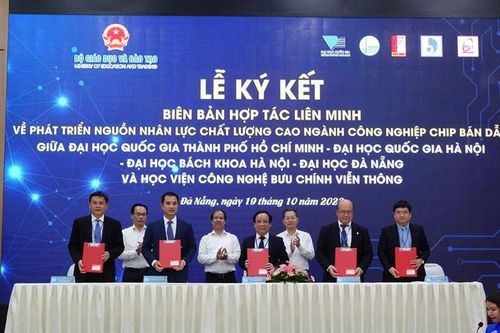 Tăng tốc đào tạo nguồn nhân lực công nghệ bán dẫn